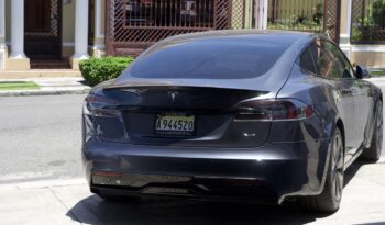 
									Tesla Model S Plaid completo								